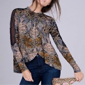 Free People New World Nouveau Top Long Sleeve Lace Asymmetrical Women’s Sz S